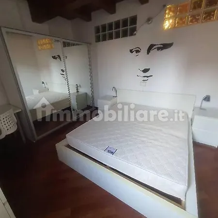 La Finestra Sui Tetti Apartment